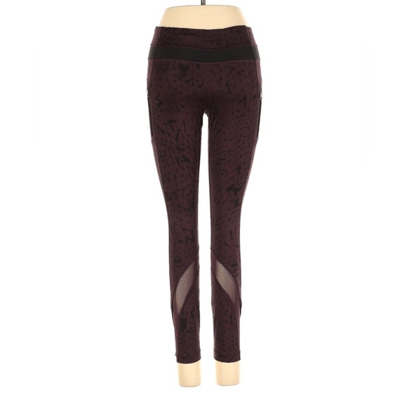 Lululemon Inspire Tight II Luxtreme Mesh in Star Crushed Black Cherry Black - Picture 5 of 9